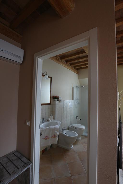 Villa Marietta Country House - Marche Montemaggiore al Metauro Cameră foto