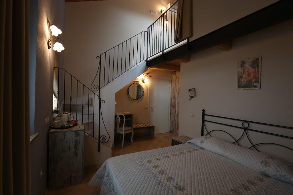 Villa Marietta Country House - Marche Montemaggiore al Metauro Cameră foto